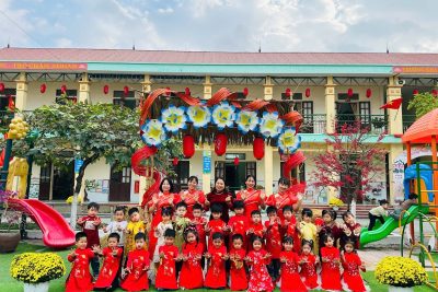CÔ TRÒ TRƯỜNG MẦM NON NINH VÂN RỘN RÀNG CHUẨN BỊ ĐÓN TẾT 2026