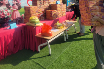 TRƯỜNG MẦM NON NINH VÂN TÍCH CỰC HƯỞNG ỨNG ỦNG HỘ ĐỒNG BÀO MIỀN TRUNG, TÂY NGUYÊN BỊ THIỆT HẠI DO MƯA LŨ